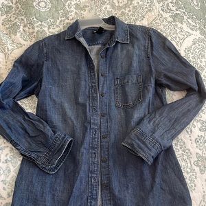 Gap jean shirt